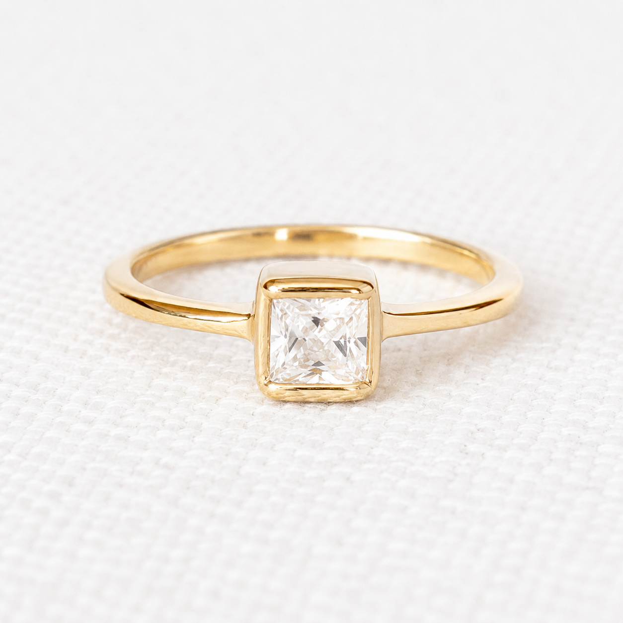 Clair Ring