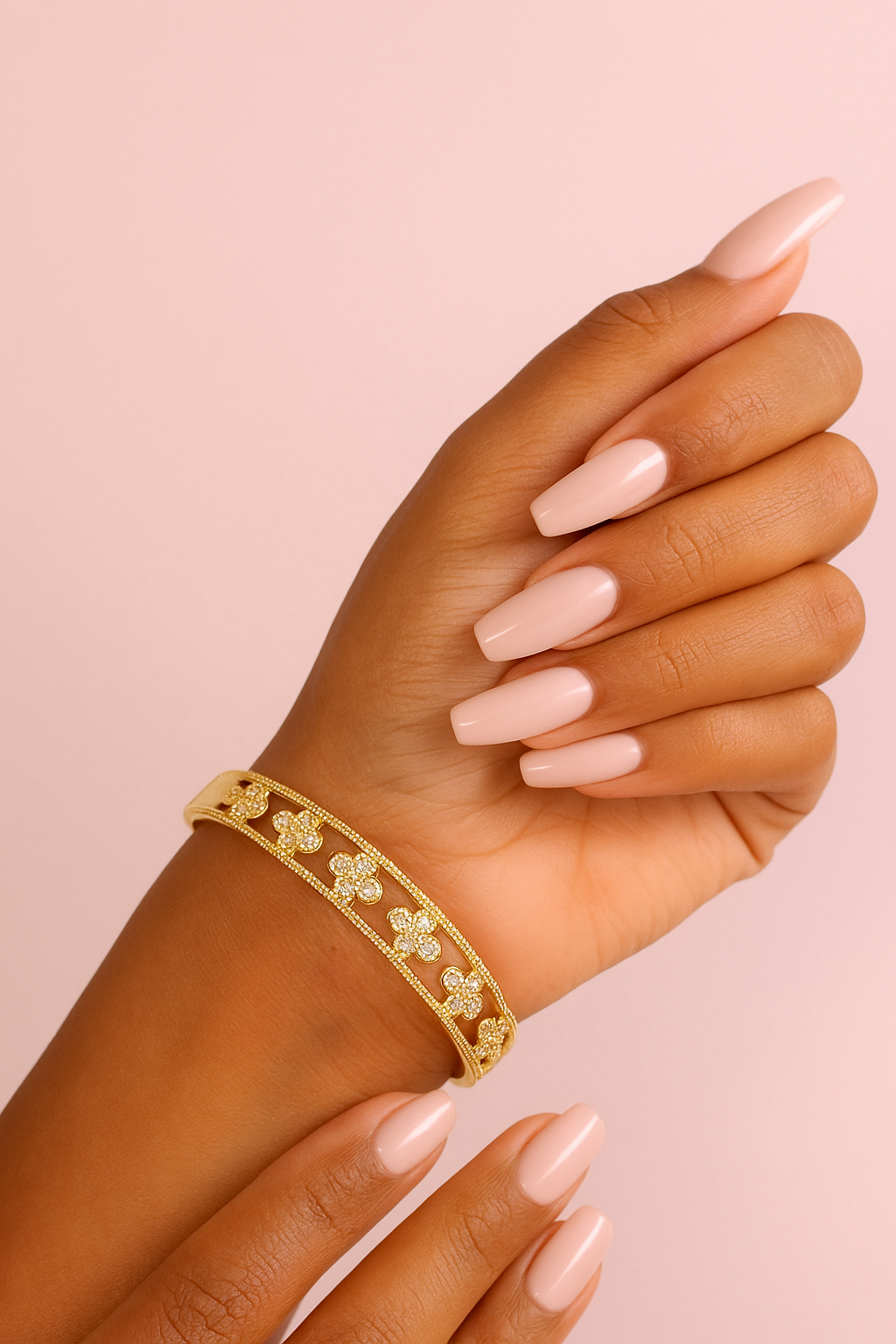 Flor de Brillo Bangle