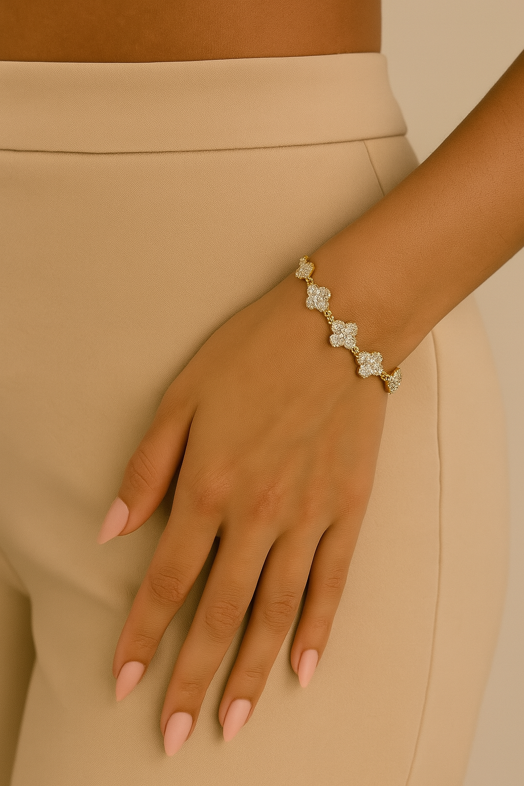Soft Bloom Bracelet